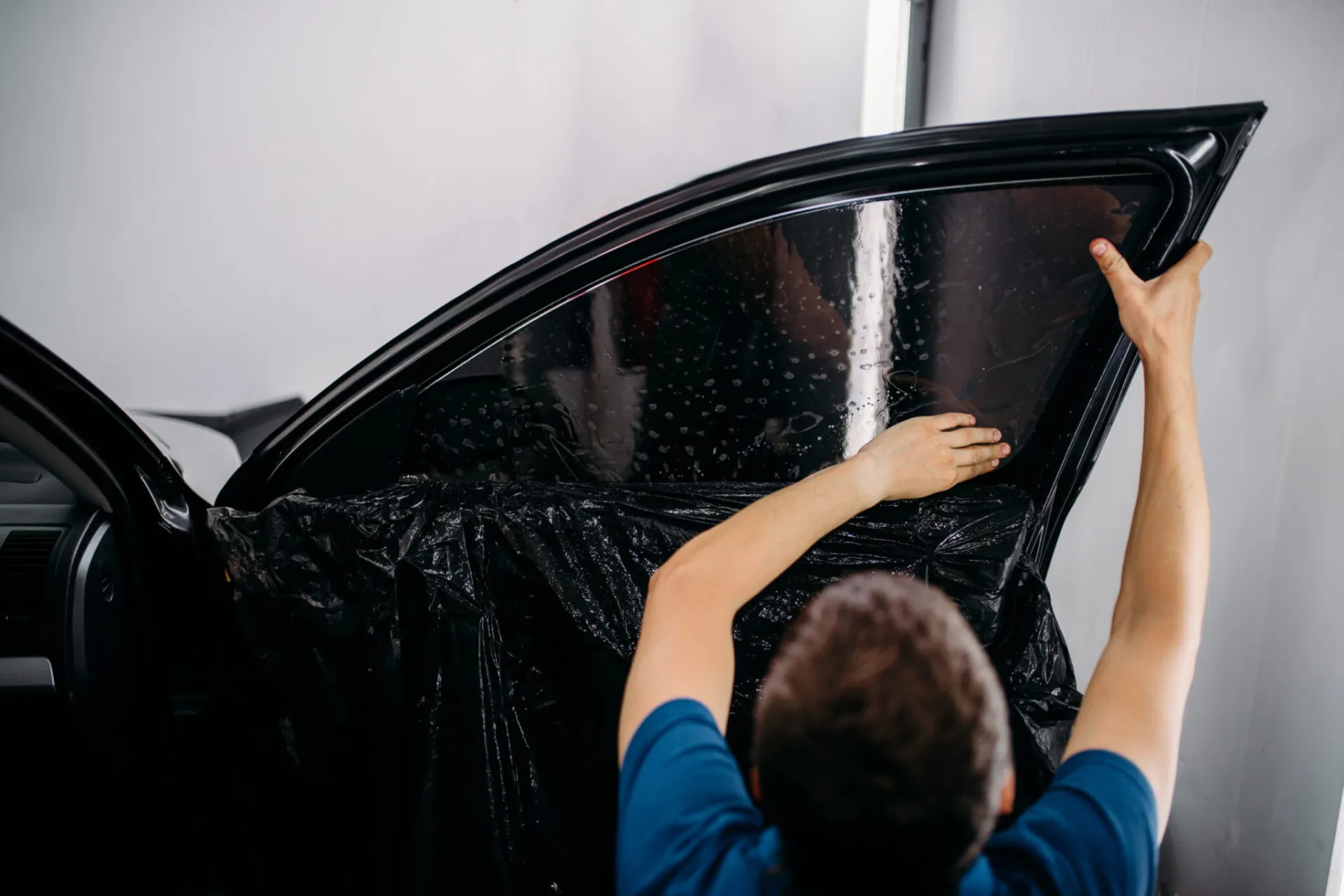 Vehicle Window Tinting Service